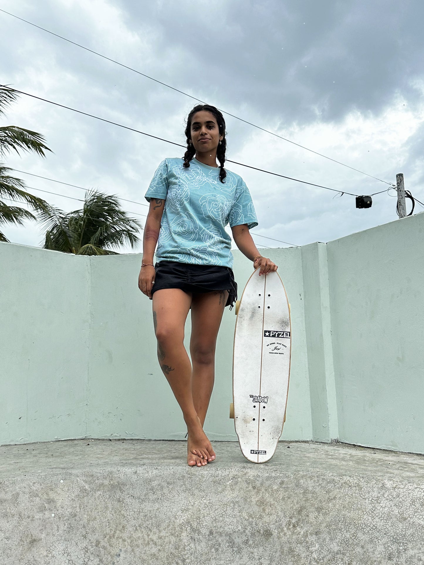 ROSE AOP TEE - MINT GREEN