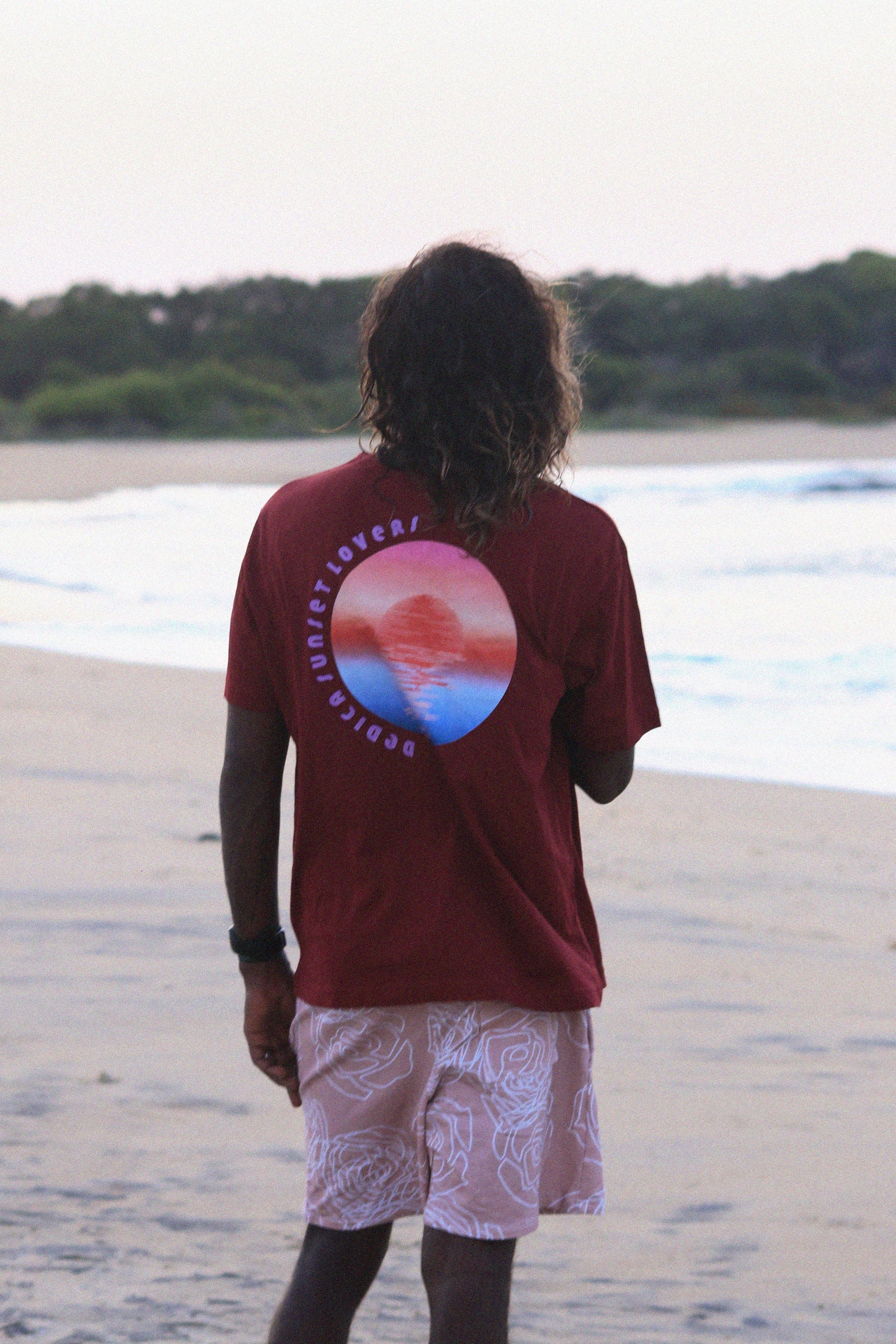 SUNSET LOVERS TEE - BORDEAUX