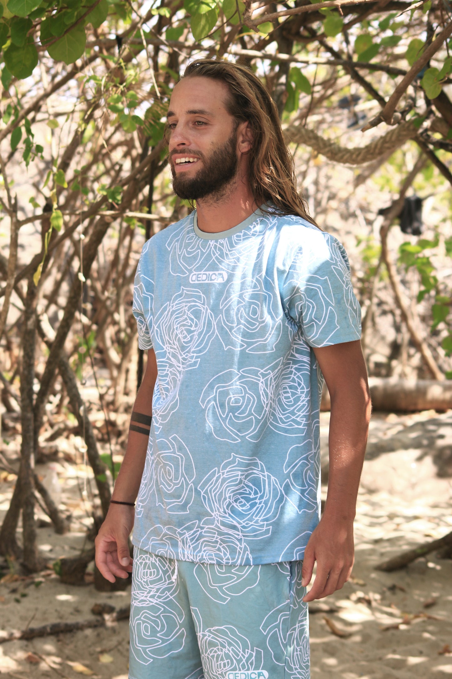 ROSE AOP TEE - MINT GREEN